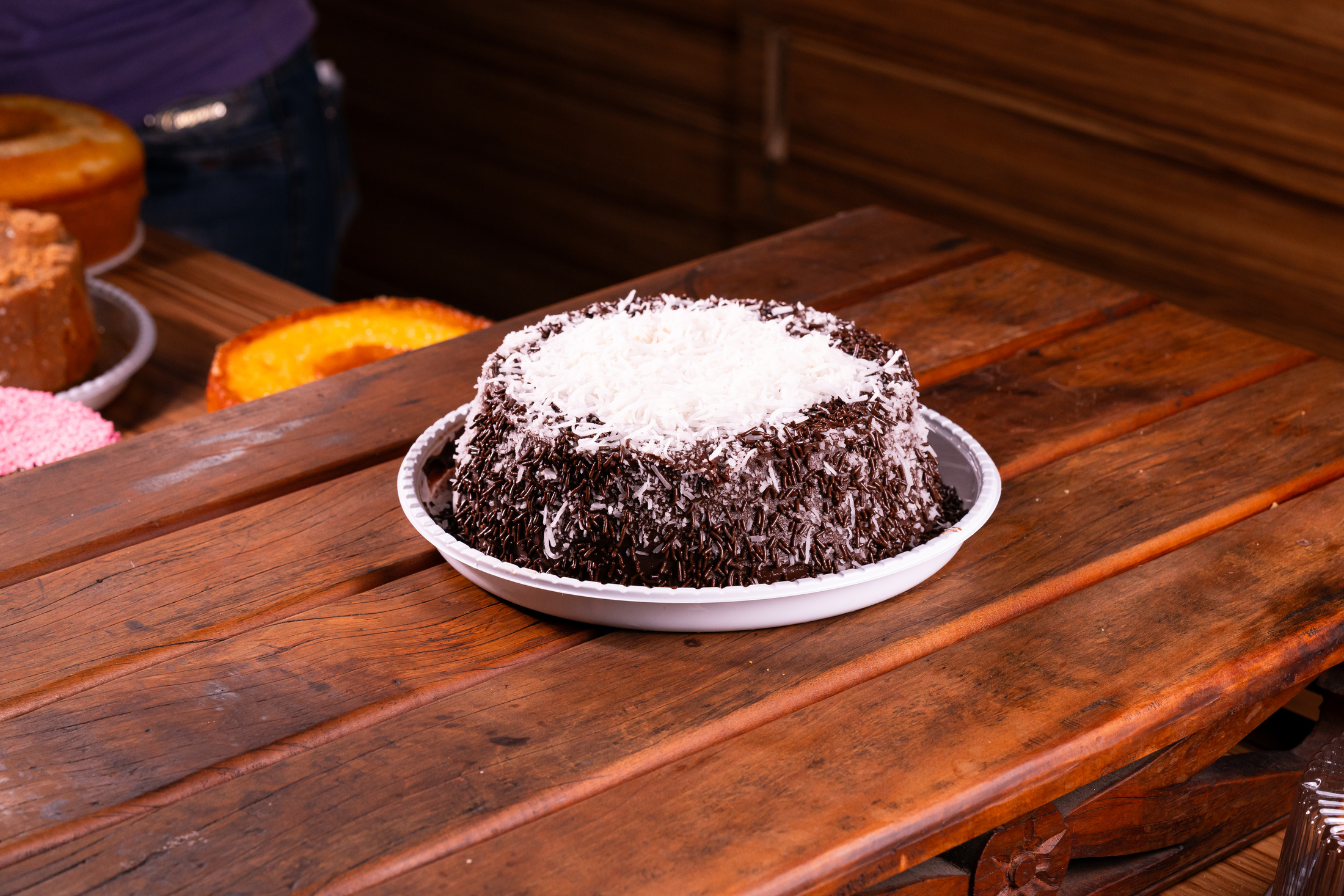 Bolo de chocolate da Le Bolê com coco